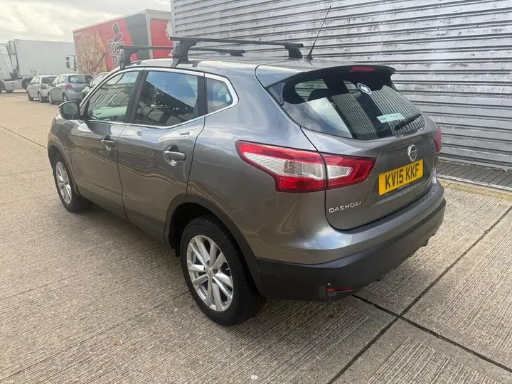 Nissan Qashqai 2015 photo 5