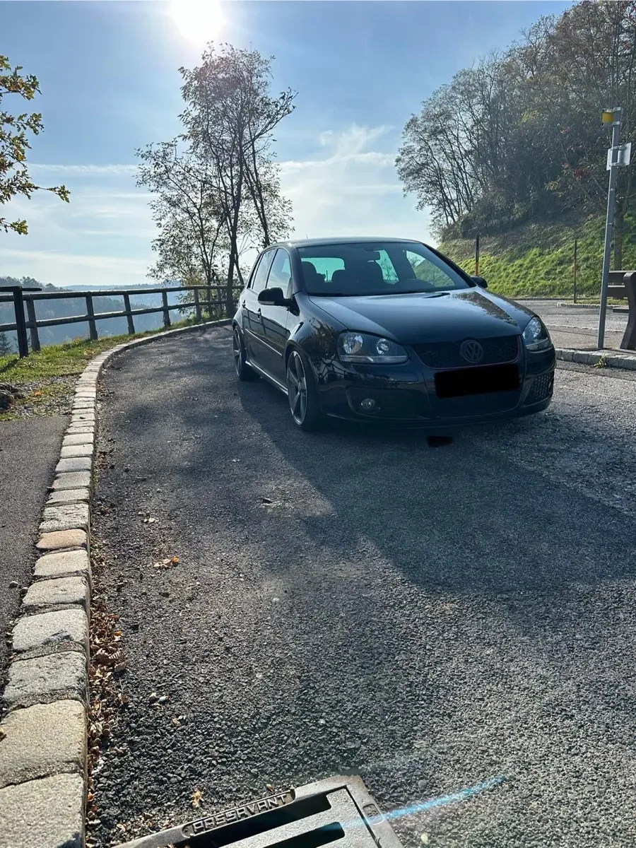 Volkswagen Golf 2007 photo 2