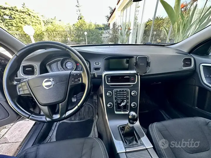 Volvo V60 2013 photo 5