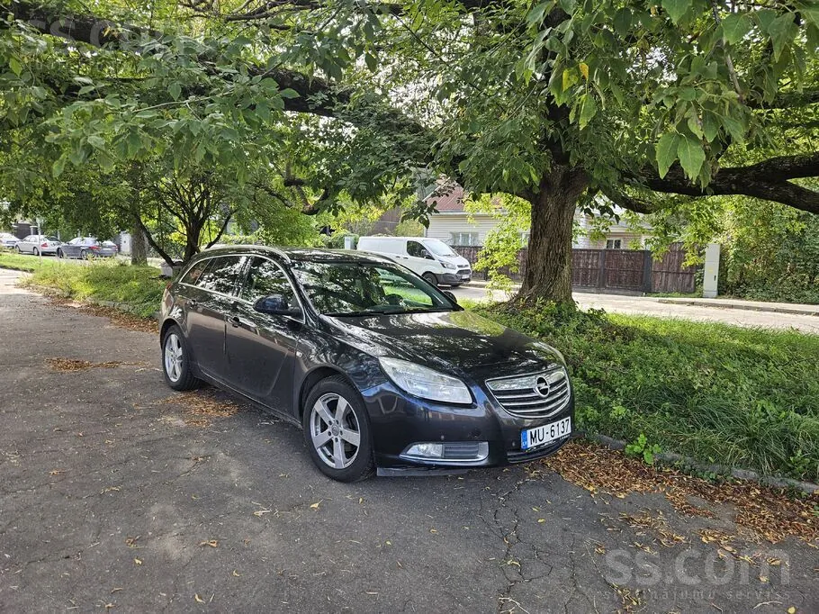 Opel Insignia 2011 photo 2