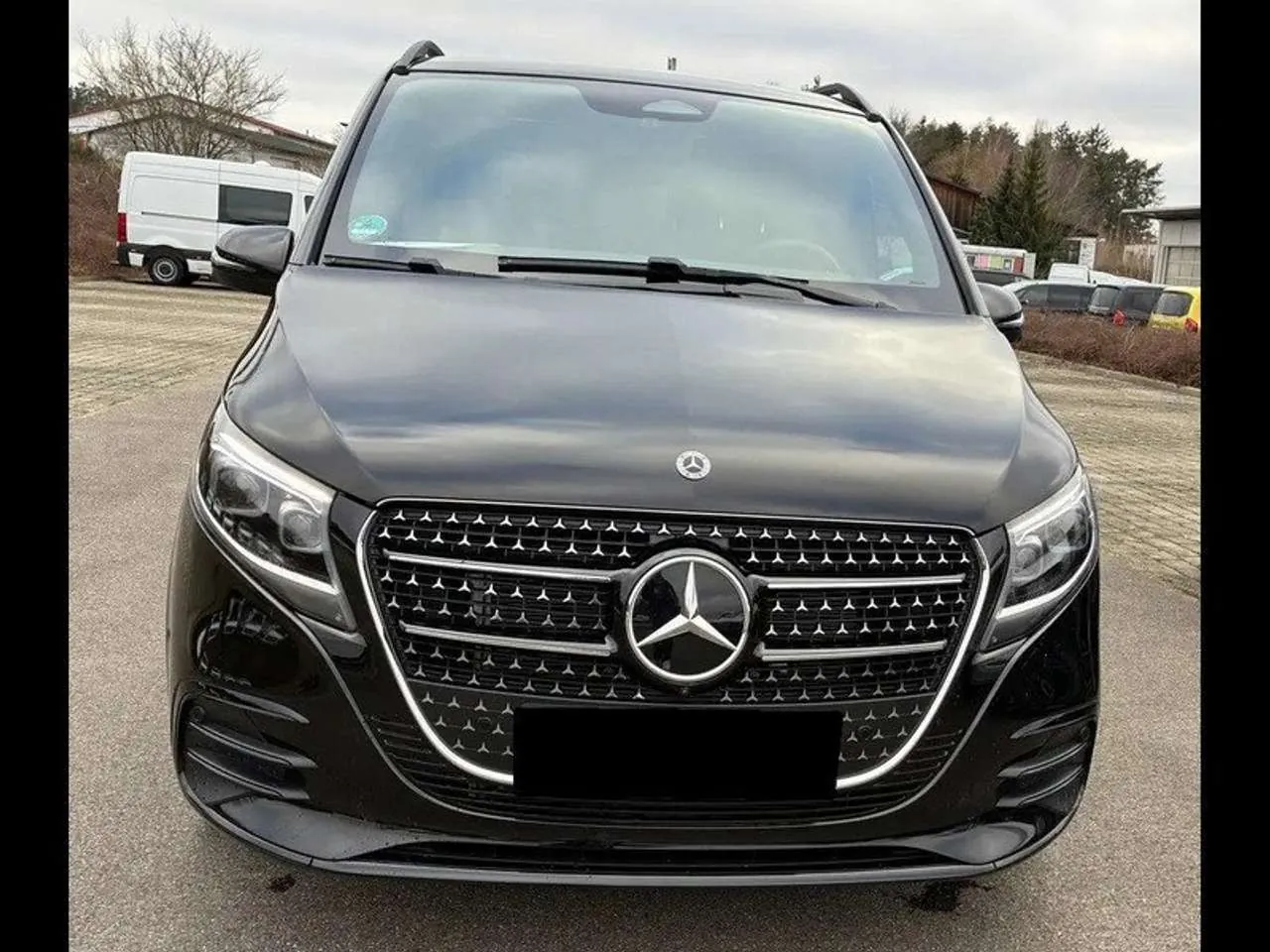 Mercedes-Benz V 250 2024 photo 3