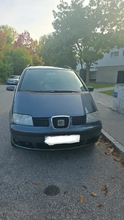 Seat Alhambra 2007 photo 2