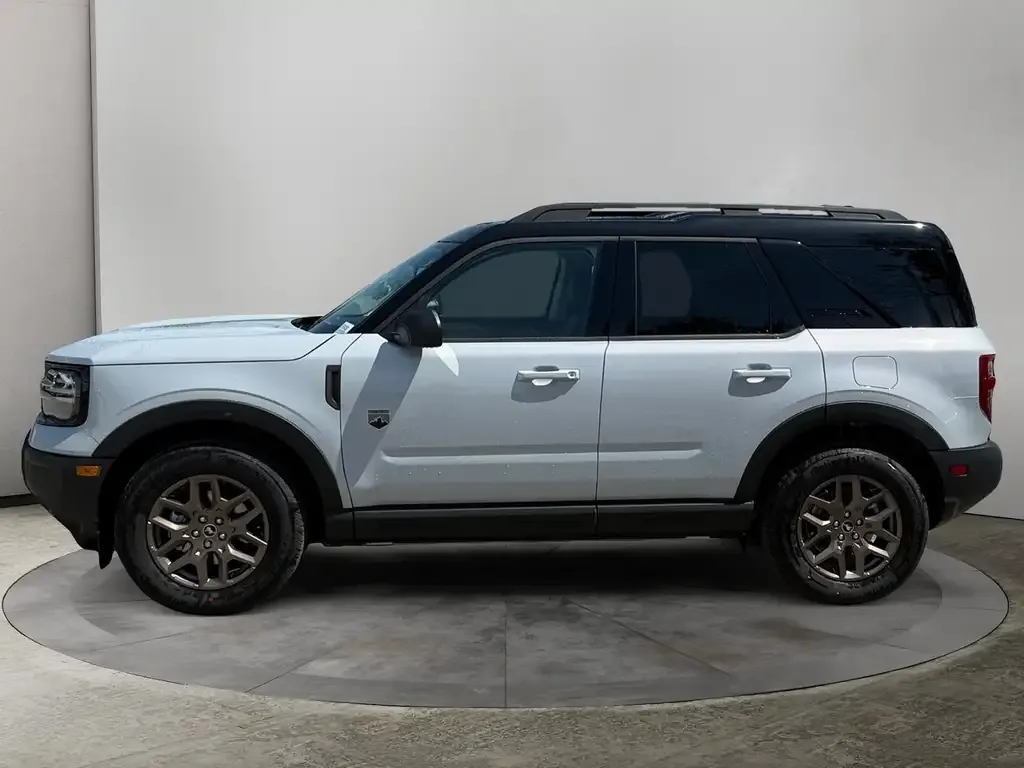 Ford Bronco Sport 2026 photo 2