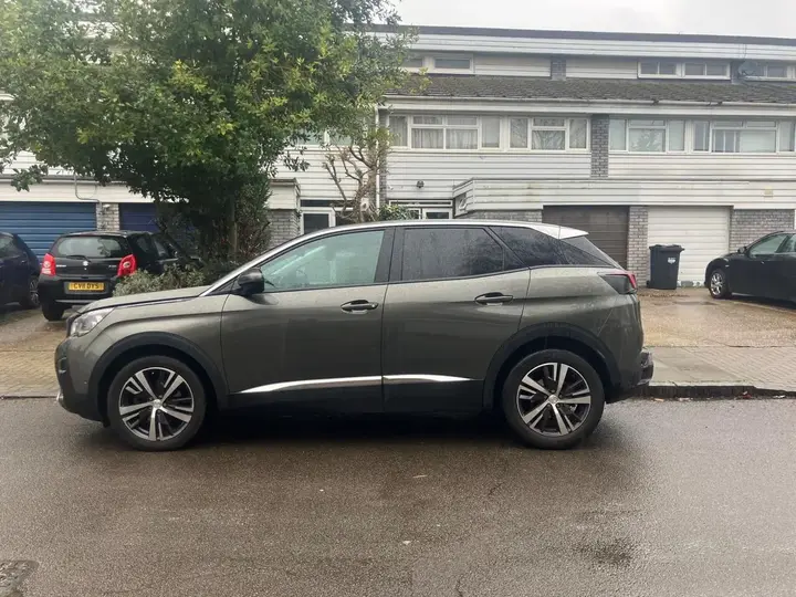 Peugeot 3008 2018 photo 5