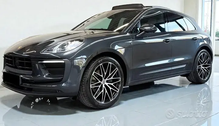 Porsche Macan 2022 photo 2