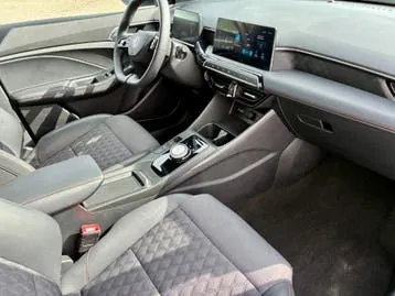 MG 3 Hybrid Luxury 2024 photo 2