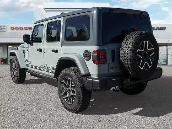 Jeep Wrangler 2026 photo 4