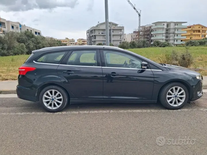 Ford Focus 2015 photo 2