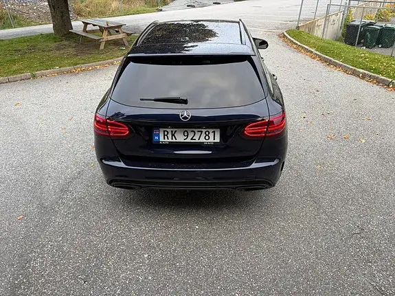 Mercedes-Benz C180 2015 photo 4