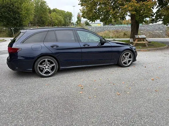 Mercedes-Benz C180 2015 photo 3