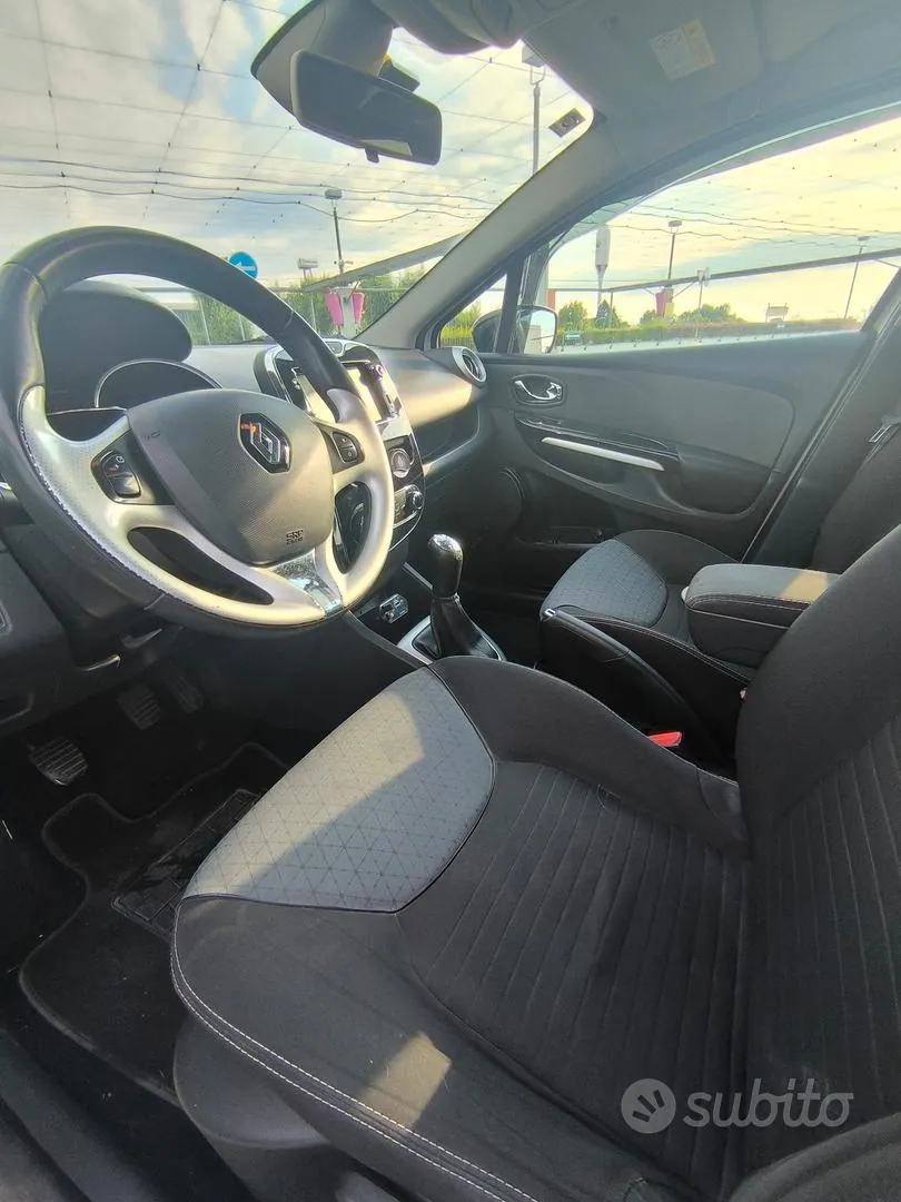 Renault Clio 2013 photo 4