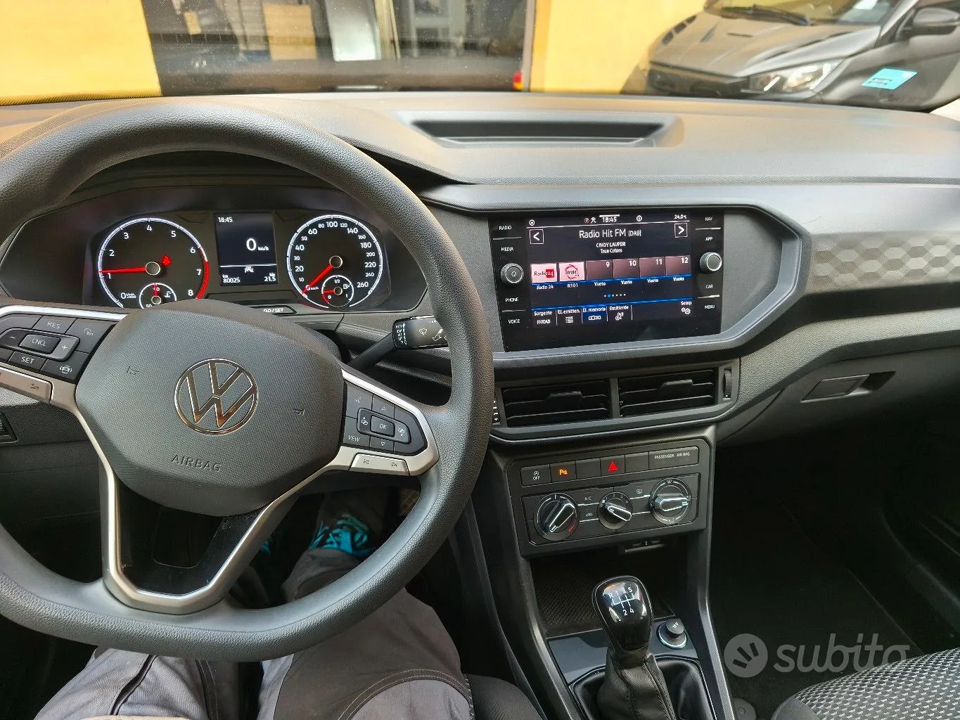 Volkswagen T-Cross 2021 photo 2