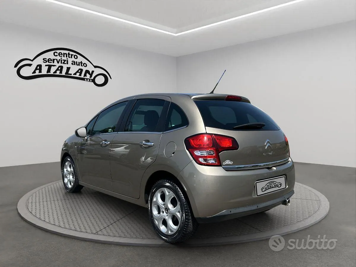 Citroen C3 2011 photo 3