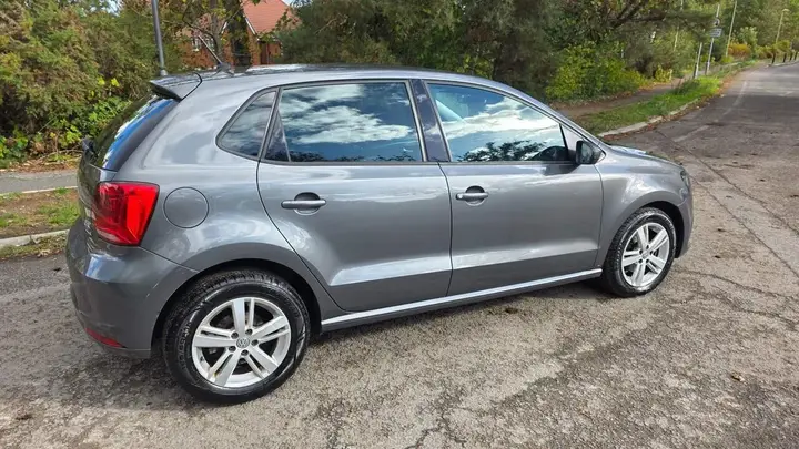 Volkswagen Polo 2017 photo 4