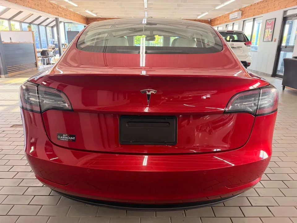 Tesla Model 3 2021 photo 4