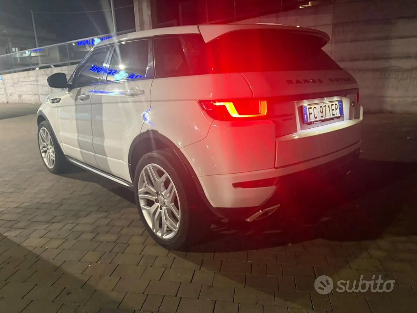 Land Rover Evoque 2016 photo 3