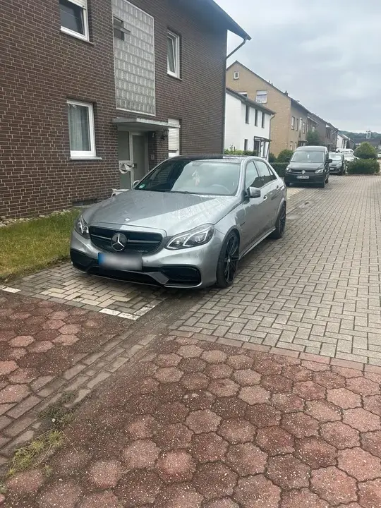 Mercedes-Benz E 63 S Amg