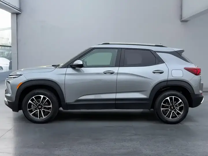 Chevrolet Trailblazer 2026 photo 2