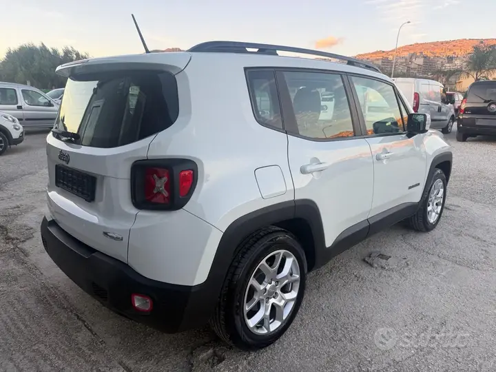 Jeep Renegade 2016 photo 5