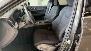 Volvo Xc60 2022 photo 2