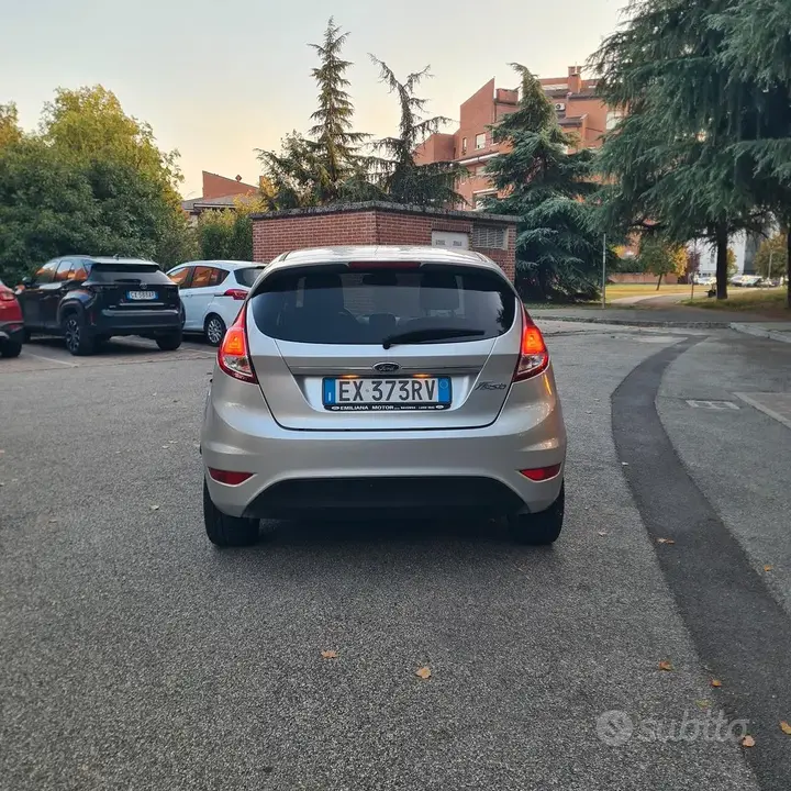 Ford Fiesta 2015 photo 4