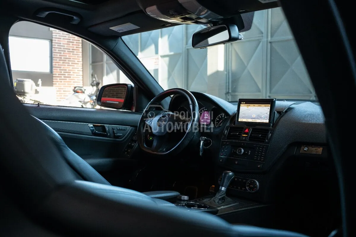 Mercedes-Benz C 63 Amg 2008 photo 2