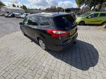 Ford Focus 2011 photo 3