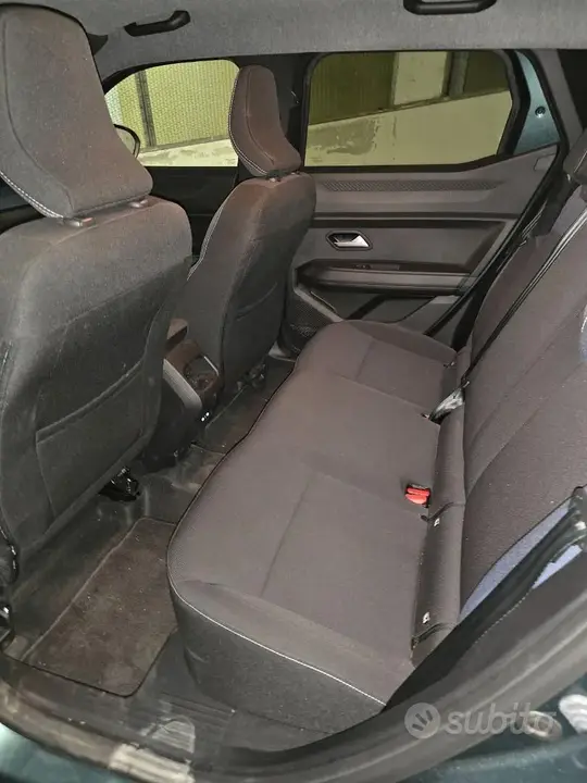 Dacia Duster 2025 photo 2