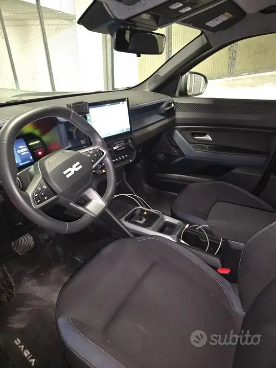 Dacia Duster 2025 photo 3