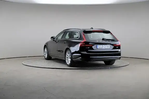 Volvo V90 2022 photo 2