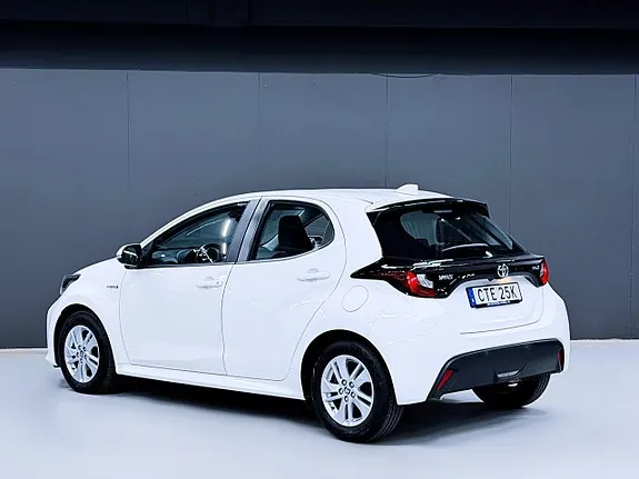 Toyota Yaris 2020 photo 2