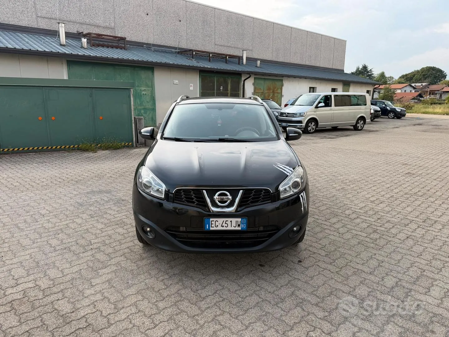 Nissan Qashqai 2011 photo 2