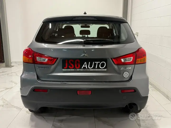 Mitsubishi Asx 2012 photo 5
