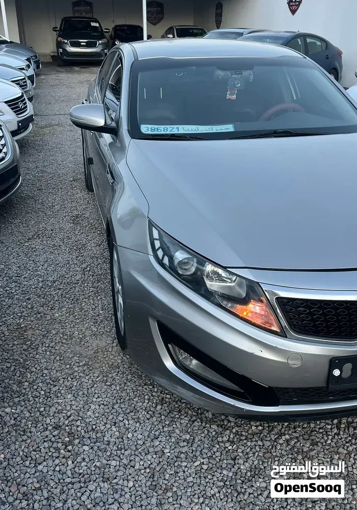 Kia K5 2011 photo 2