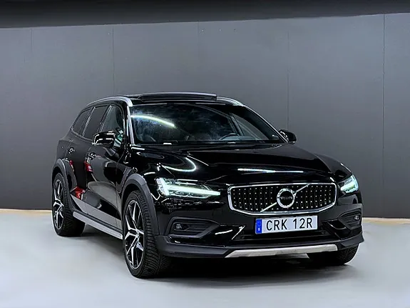 Volvo V60 Cross Country 2019 photo 5