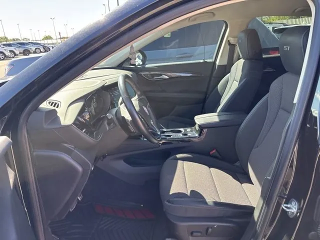Buick Envision 2023 photo 3