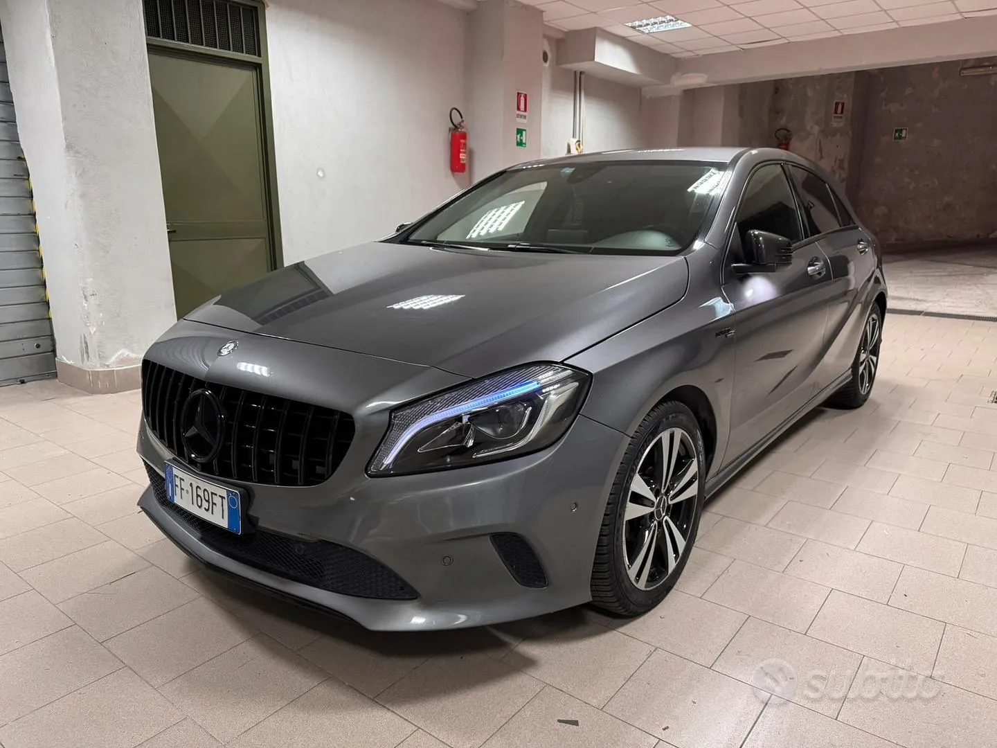 Mercedes-Benz A-Class 2016 photo 2