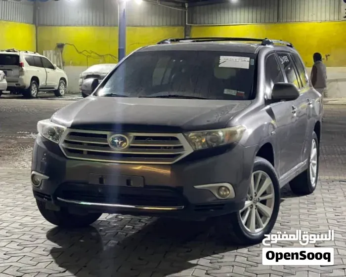 Toyota Highlander 2014 photo 2