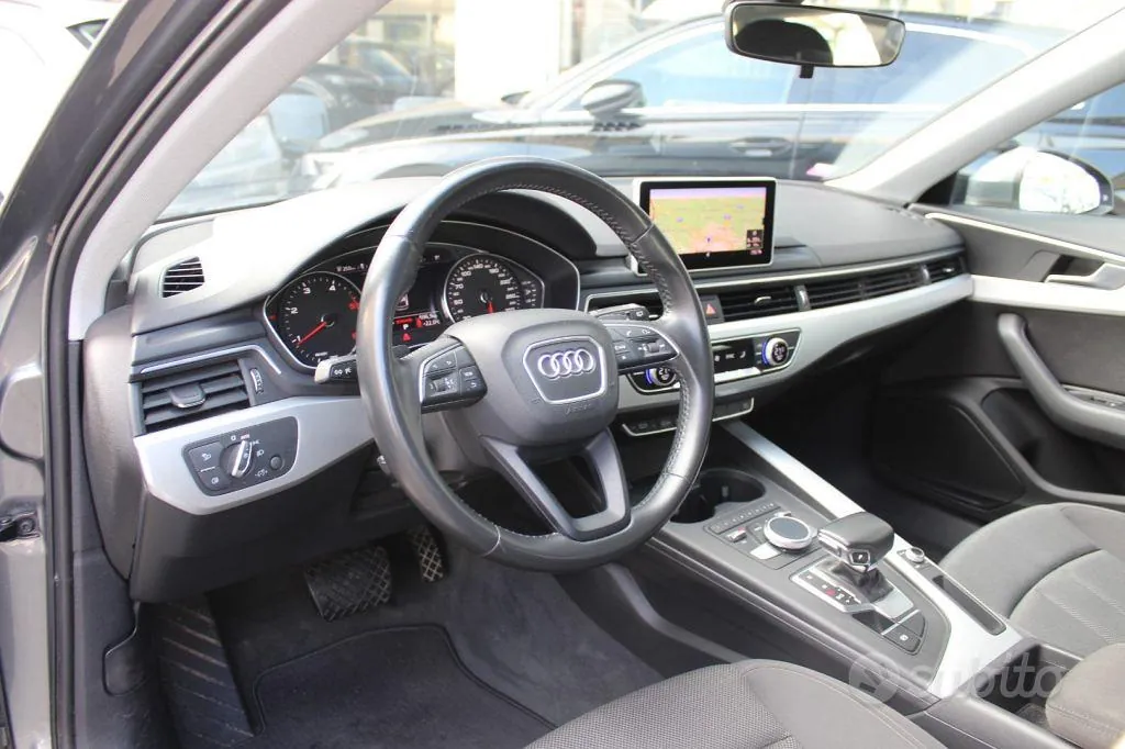 Audi A4 2018 photo 3