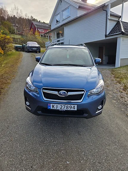 Subaru Xv 2017 photo 2