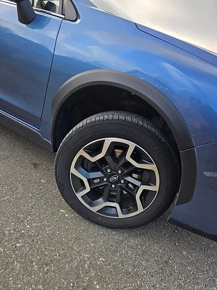 Subaru Xv 2017 photo 3