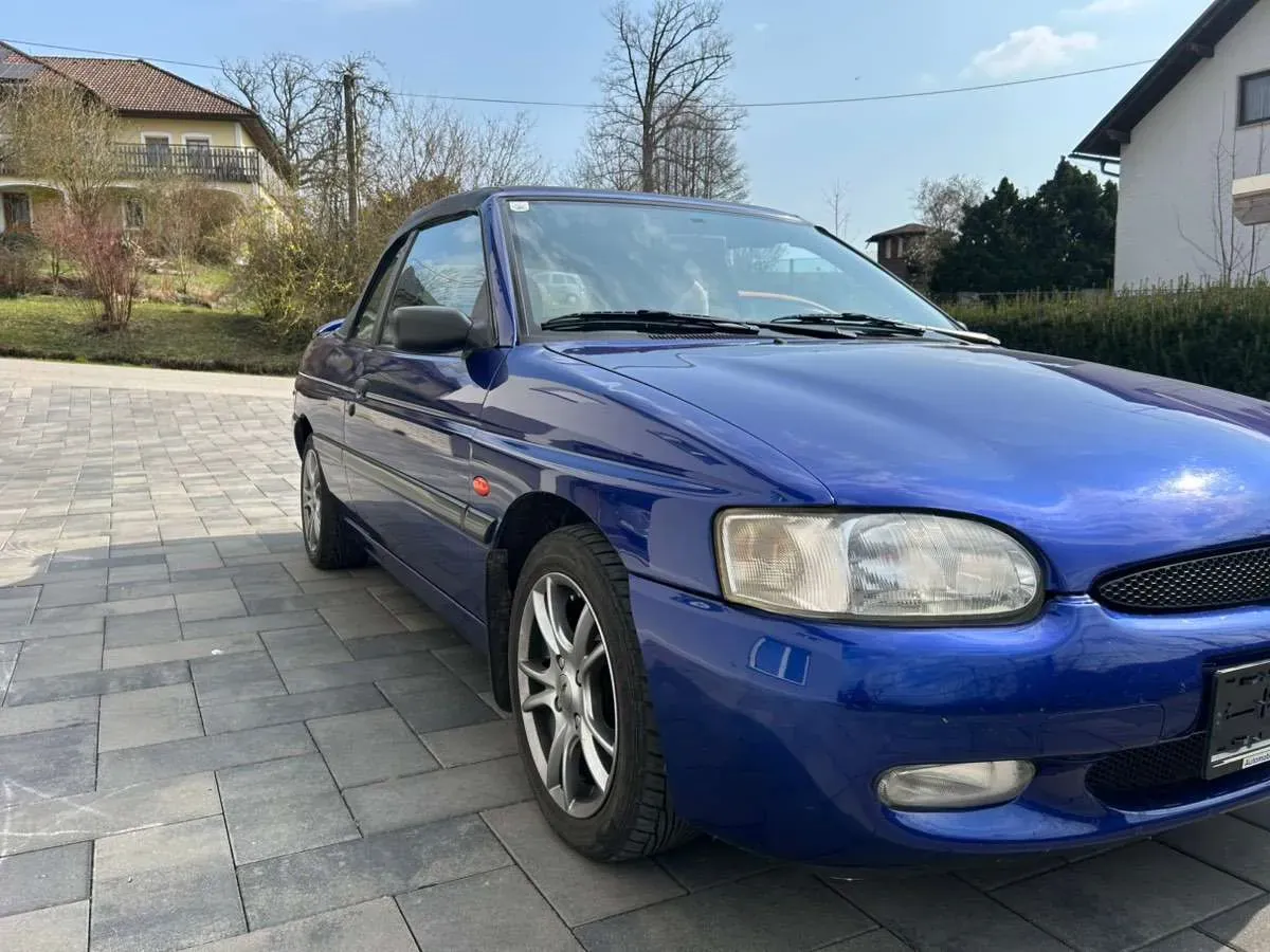 Ford Escort 1997 photo 2