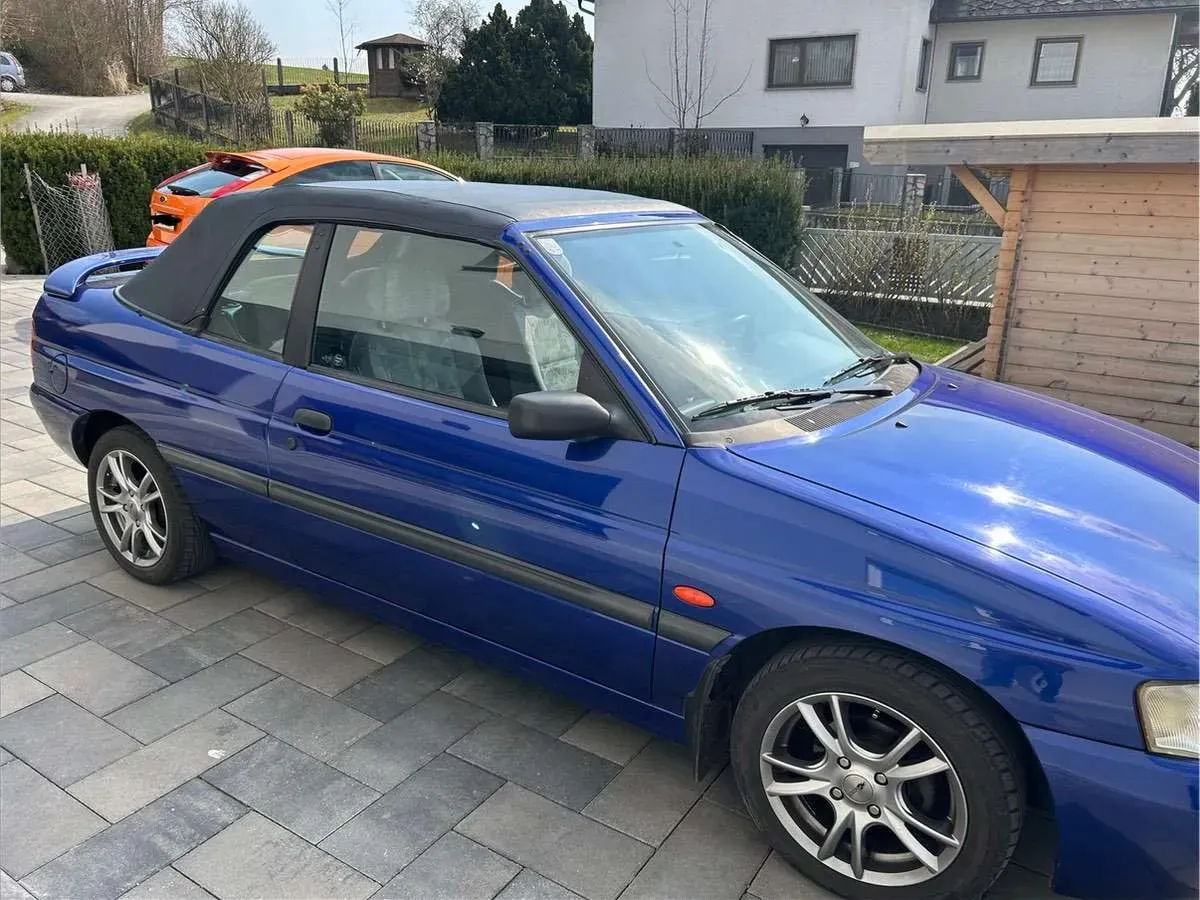 Ford Escort 1997 photo 3