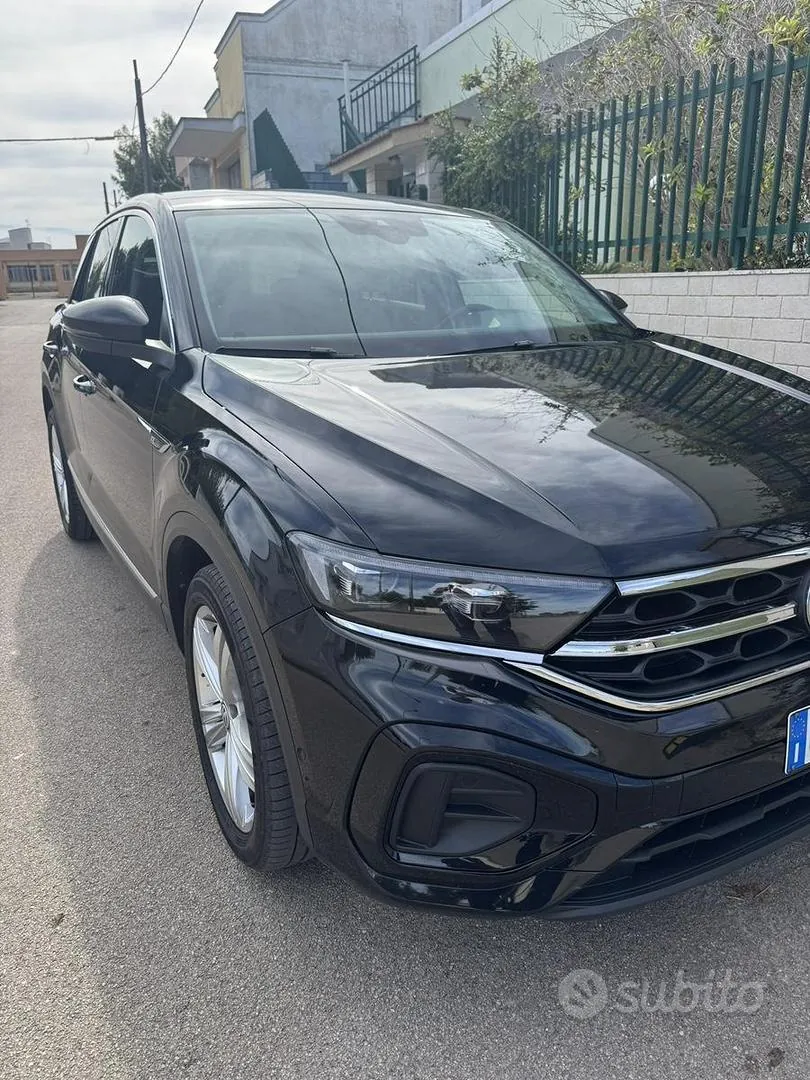 Volkswagen T-Roc 2020 photo 2