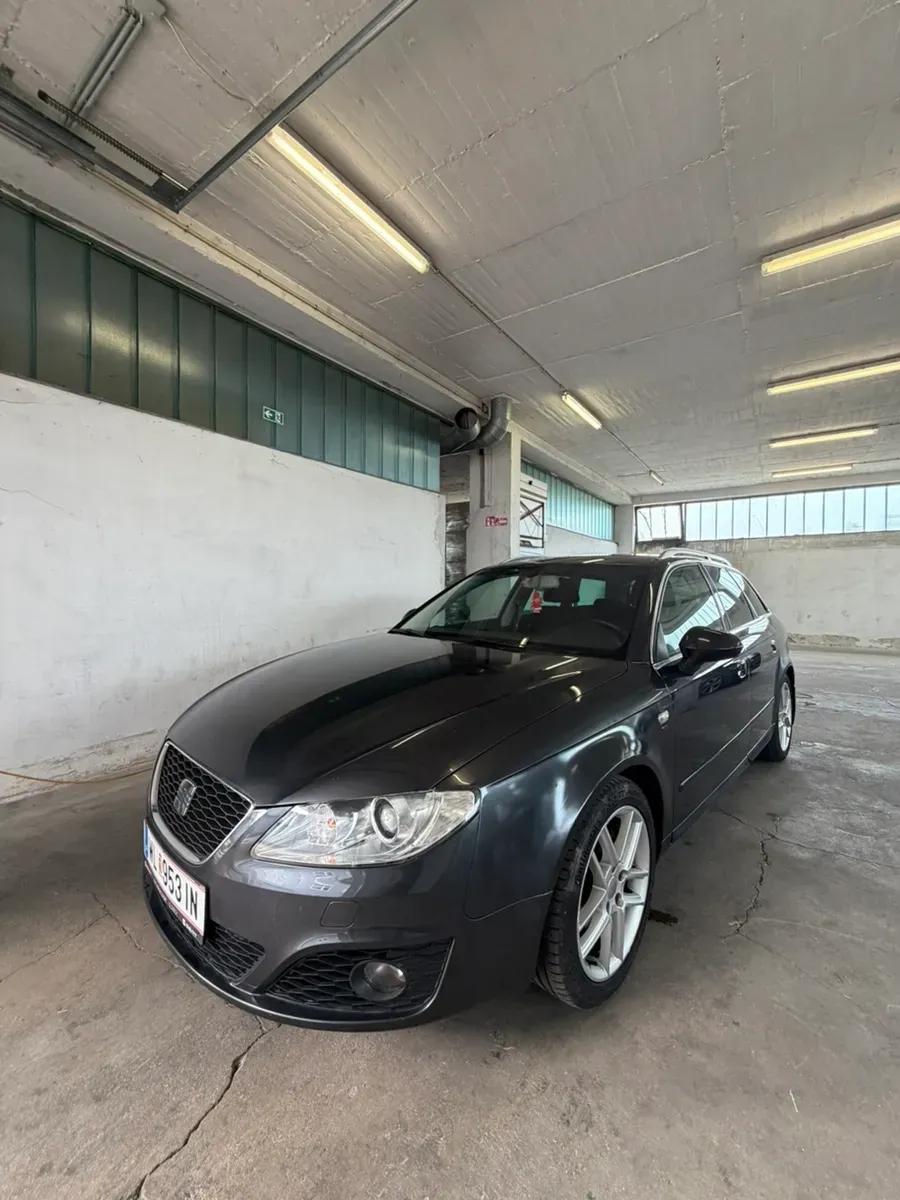 Seat Exeo 2010 photo 2