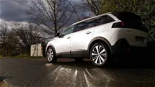 Peugeot 5008 2018 photo 2