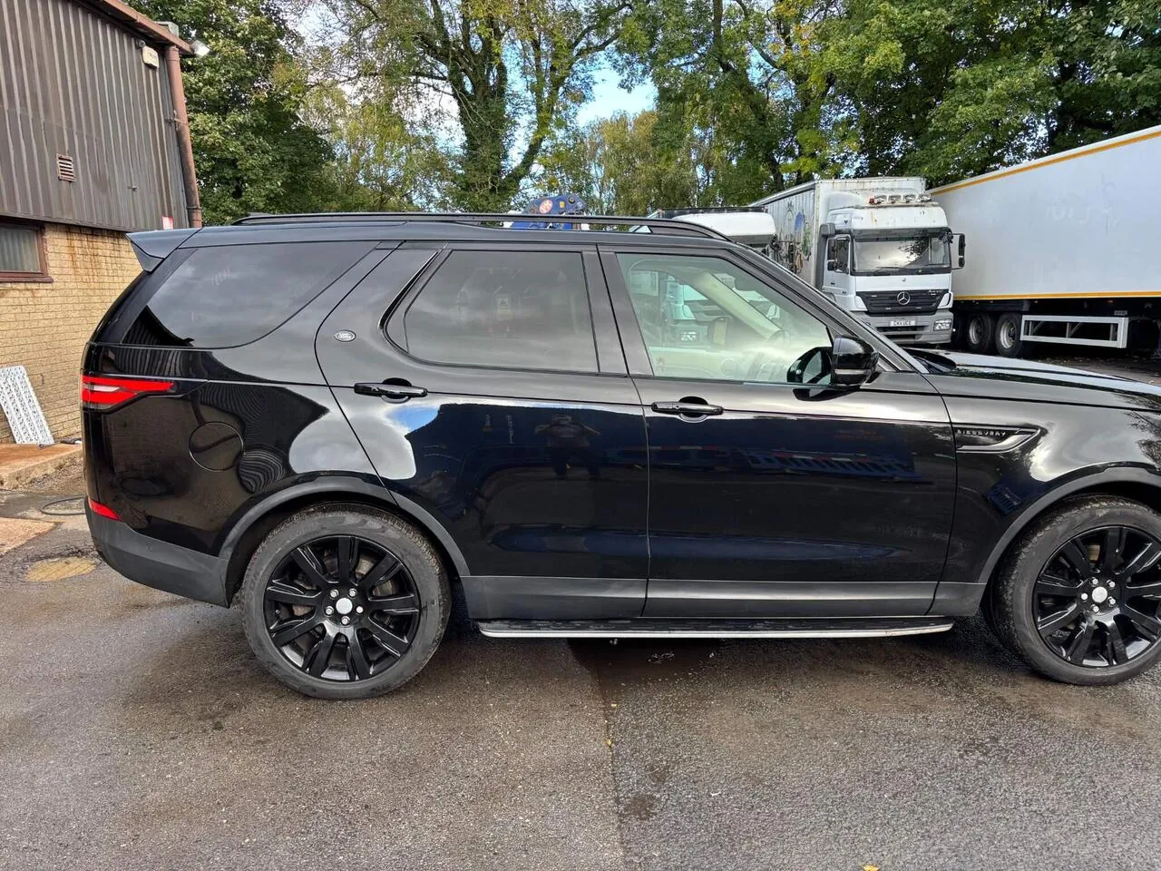 Land Rover Discovery 2016 photo 4