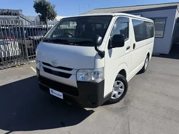 Toyota Hiace 2021 photo 2