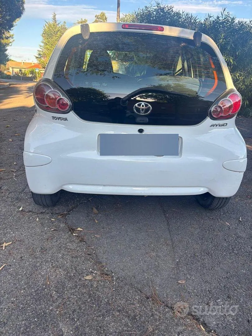 Toyota Aygo 2013 photo 3