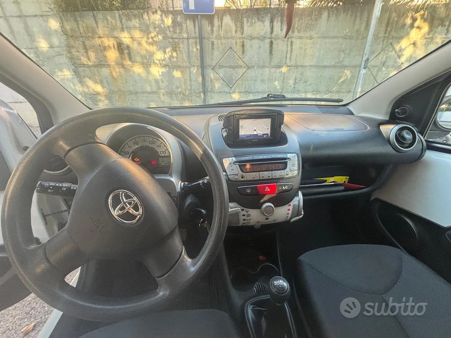 Toyota Aygo 2013 photo 2